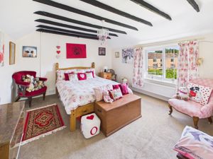 Bedroom- click for photo gallery